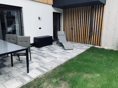 Ein Garten an der Unterkunft Ferienwohnung Troger
