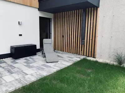Ein Garten an der Unterkunft Ferienwohnung Troger