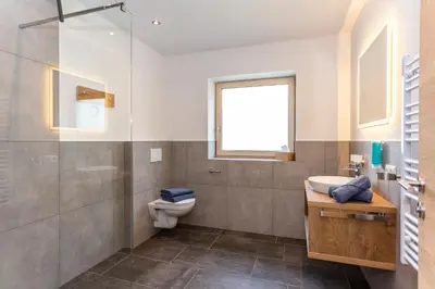 Ein Badezimmer in der Unterkunft Kaiser Apart Walchsee