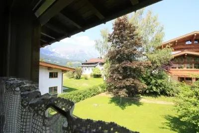 Ein allgemeiner Bergblick oder ein Berglick von der Ferienwohnung aus