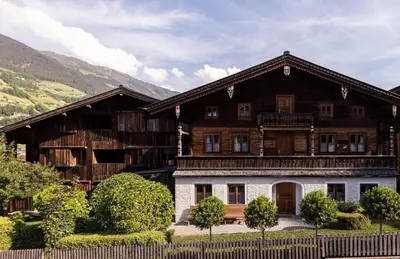Ein allgemeiner Bergblick oder ein Berglick von der Ferienwohnung aus