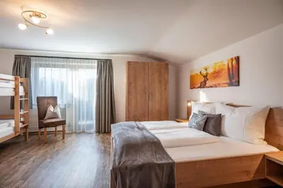 Ein Bett oder Betten in einem Zimmer der Unterkunft Haus Barbara