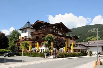 Ein allgemeiner Bergblick oder ein Berglick von der Ferienwohnung aus
