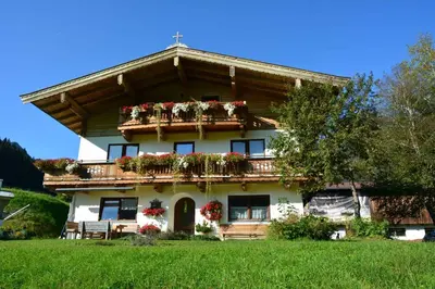 Ein Garten an der Unterkunft Weindlhof