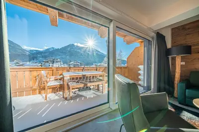 Ein allgemeiner Bergblick oder ein Berglick von der Ferienwohnung aus