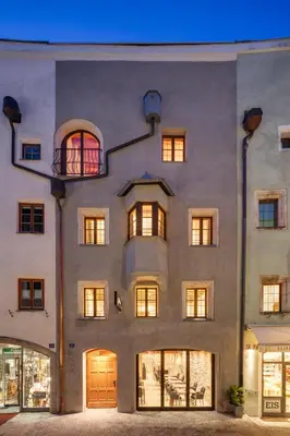 Das Gebäude in dem sich das Hotel befindet