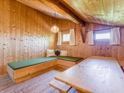 Ein Bett oder Betten in einem Zimmer der Unterkunft Talsenalm Wald Habitat
