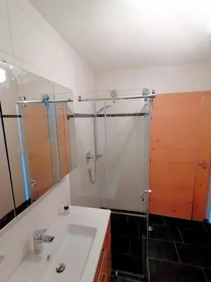 Ein Badezimmer in der Unterkunft Bergluft