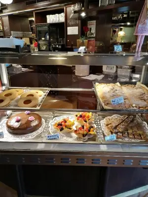 Essen in der Ferienwohnung oder in der Nähe