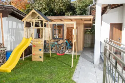 Ein Kinderspielbereich in der Unterkunft Apart Dahoam