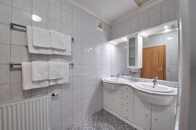 Ein Badezimmer in der Unterkunft MidTown Appartements
