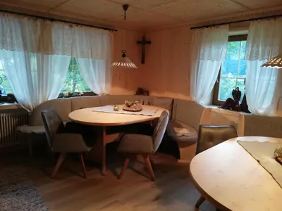 Ein Sitzbereich in der Unterkunft Ferienwohnung Klammhof