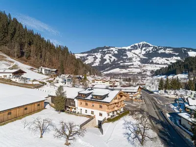 Ein allgemeiner Bergblick oder ein Berglick von der Ferienwohnung aus