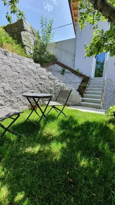 Ein Garten an der Unterkunft 4 Elements