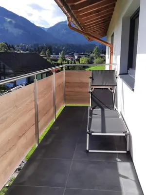 Ein allgemeiner Bergblick oder ein Berglick von der Ferienwohnung aus
