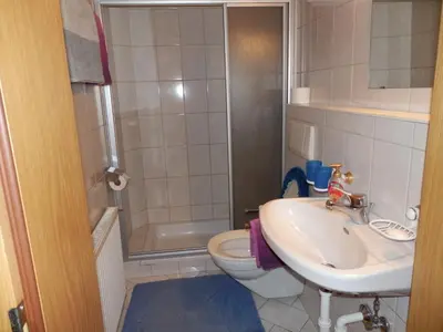 Ein Badezimmer in der Unterkunft Reiserhof