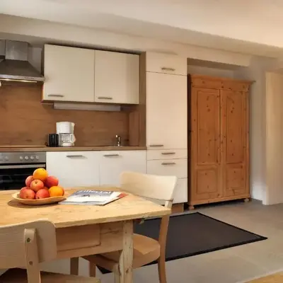 Apartment Nester