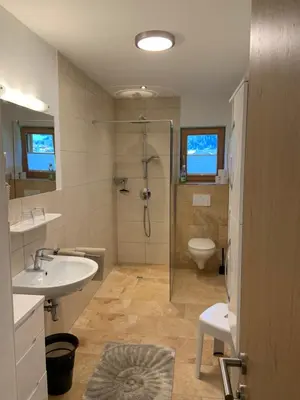 Ein Badezimmer in der Unterkunft Ferienwohnung Lerchenhof