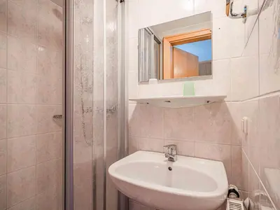 Ein Badezimmer in der Unterkunft Landhaus Hotter 26