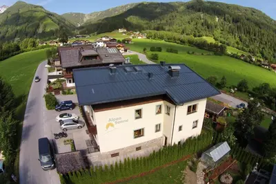 Ein allgemeiner Bergblick oder ein Berglick von der Ferienwohnung aus