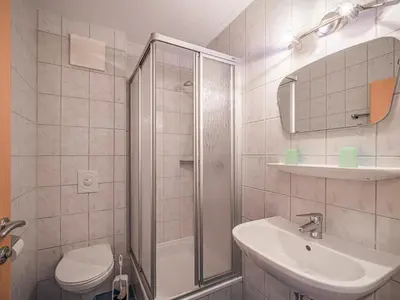 Ein Badezimmer in der Unterkunft Landhaus Hotter 18