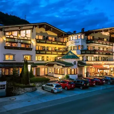 Hotel CENTRAL Bar & Restaurant