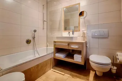 Ein Badezimmer in der Unterkunft Der Postwirt