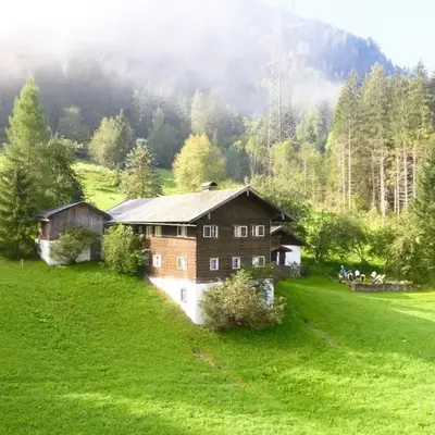 Mountain-view Cottage 15 beds-Pets welcome