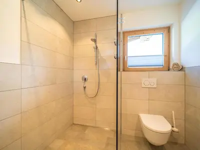 Ein Badezimmer in der Unterkunft Chalet Bodahof