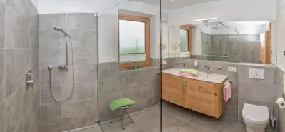 Ein Badezimmer in der Unterkunft Villa Rosa-Panorama App