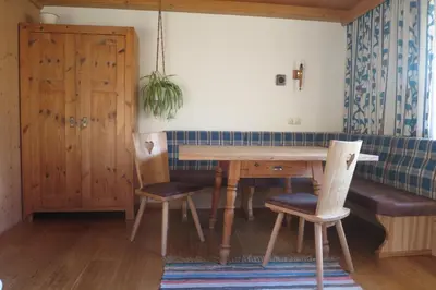 Ein Sitzbereich in der Unterkunft Ferienhaus & -wohnung Flatscher