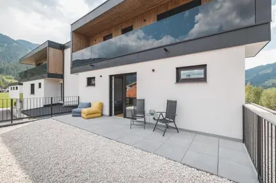 Ein allgemeiner Bergblick oder ein Berglick von der Ferienwohnung aus