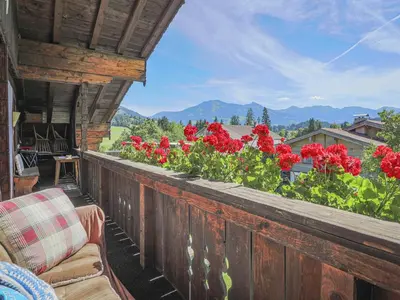 Ein allgemeiner Bergblick oder ein Berglick von der Ferienwohnung aus