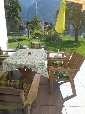 Ein allgemeiner Bergblick oder ein Berglick von der Ferienwohnung aus