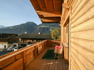 Ein allgemeiner Bergblick oder ein Berglick von der Ferienwohnung aus