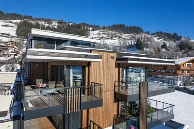 Ein allgemeiner Bergblick oder ein Berglick von der Ferienwohnung aus