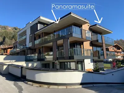 Das Gebäude in dem sich die Ferienwohnung befindet