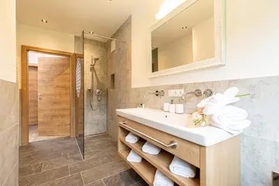 Ein Badezimmer in der Unterkunft Apart Jasmin