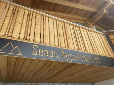 Ein Zertifikat, Auszeichnung, Logo oder anderes Dokument, das in der Unterkunft Sepps Appartement ausgestellt ist