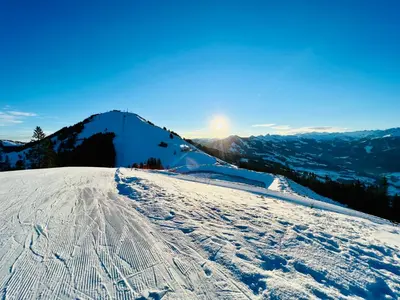 Ein allgemeiner Bergblick oder ein Berglick von der Ferienwohnung aus