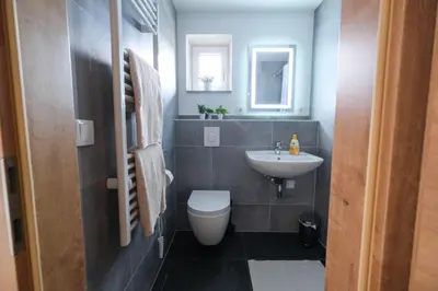 Ein Badezimmer in der Unterkunft Haus Simona