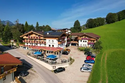 Das Gebäude in dem sich die Pension befindet