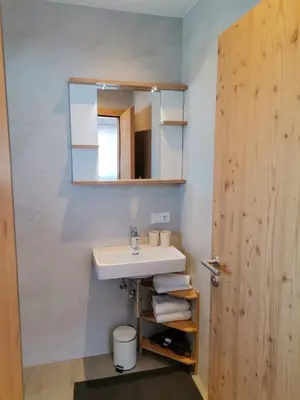Ein Badezimmer in der Unterkunft Apart Leibrecht