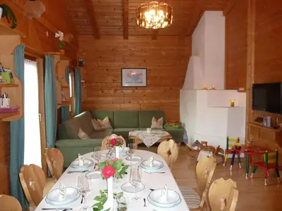 Ein Sitzbereich in der Unterkunft Appartement Bergrose