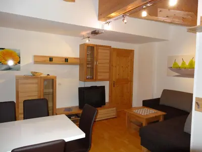 Ein Sitzbereich in der Unterkunft Ferienwohnung Irmgard
