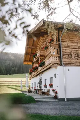 Das Gebäude in dem sich die Pension befindet