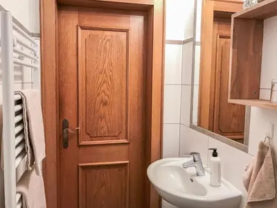 Ein Badezimmer in der Unterkunft Apartment Gratlspitz by Interhome