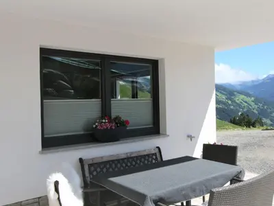 Ein allgemeiner Bergblick oder ein Berglick von der Ferienwohnung aus