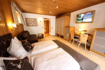 TV/Unterhaltungsangebot in der Unterkunft TALHEIMER Grias di & Hoamat since 1958 inklusive Therme TAUERN SPA & Jokercard