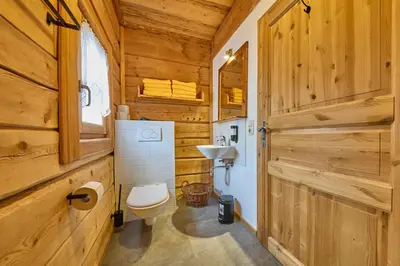 Ein Badezimmer in der Unterkunft Drei Hittn Saalbach